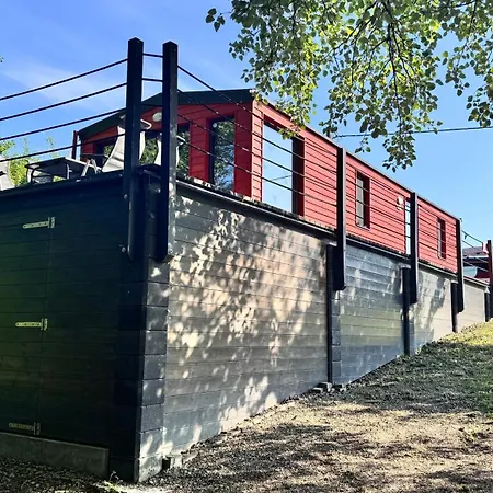 Nyaraló - Pristav *